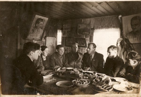 Николай Черкасов в Самолве